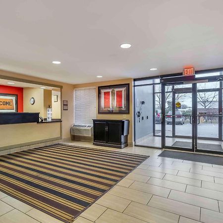 Extended Stay America Suites - Chicago - Lombard - Yorktown Center Eksteriør bilde