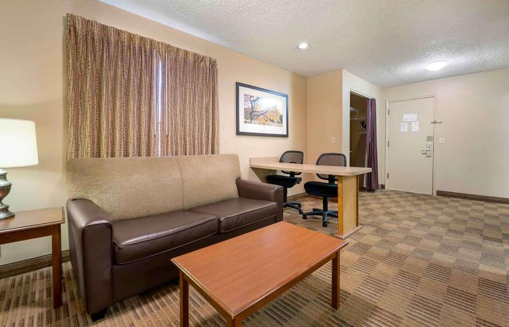Extended Stay America Suites - Chicago - Lombard - Yorktown Center Rom bilde