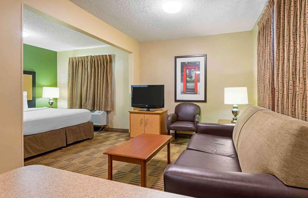Extended Stay America Suites - Chicago - Lombard - Yorktown Center Rom bilde