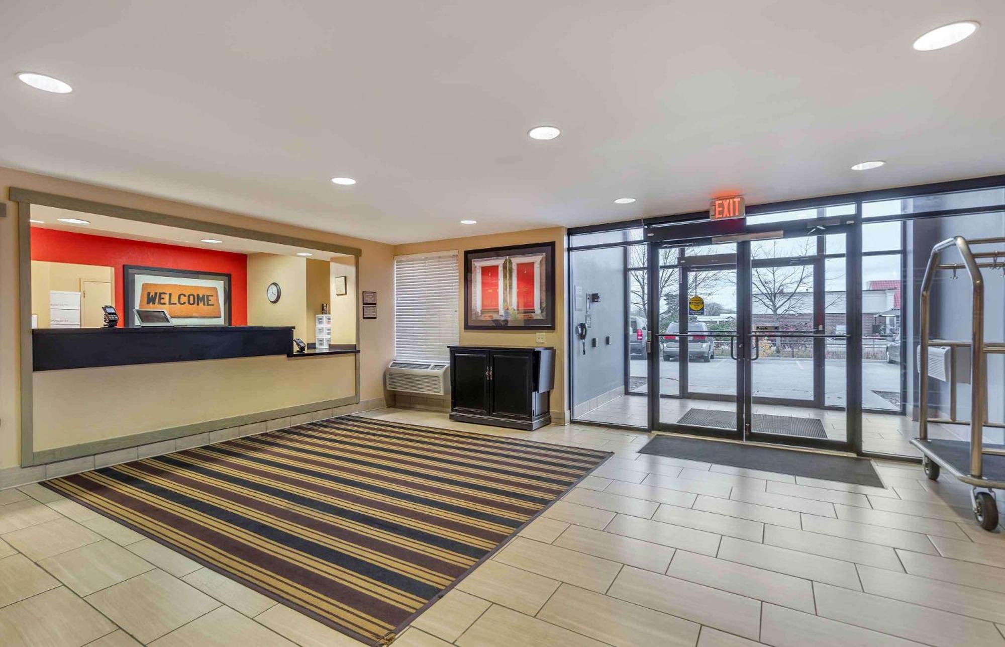 Extended Stay America Suites - Chicago - Lombard - Yorktown Center Eksteriør bilde