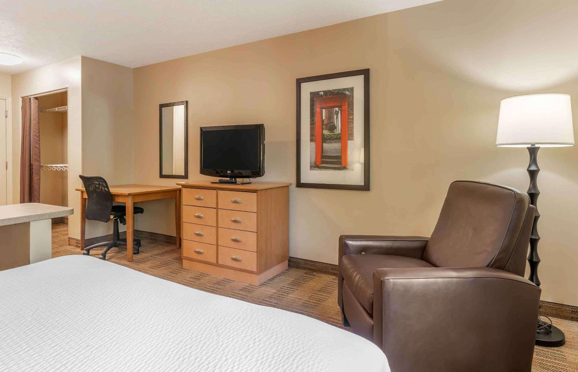 Extended Stay America Suites - Chicago - Lombard - Yorktown Center Eksteriør bilde